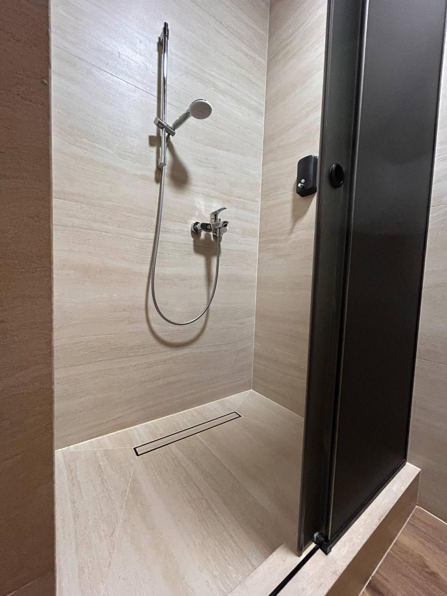 Ethno Complex Ukrayinske Selo Hotel Buzovaya Ngoại thất bức ảnh