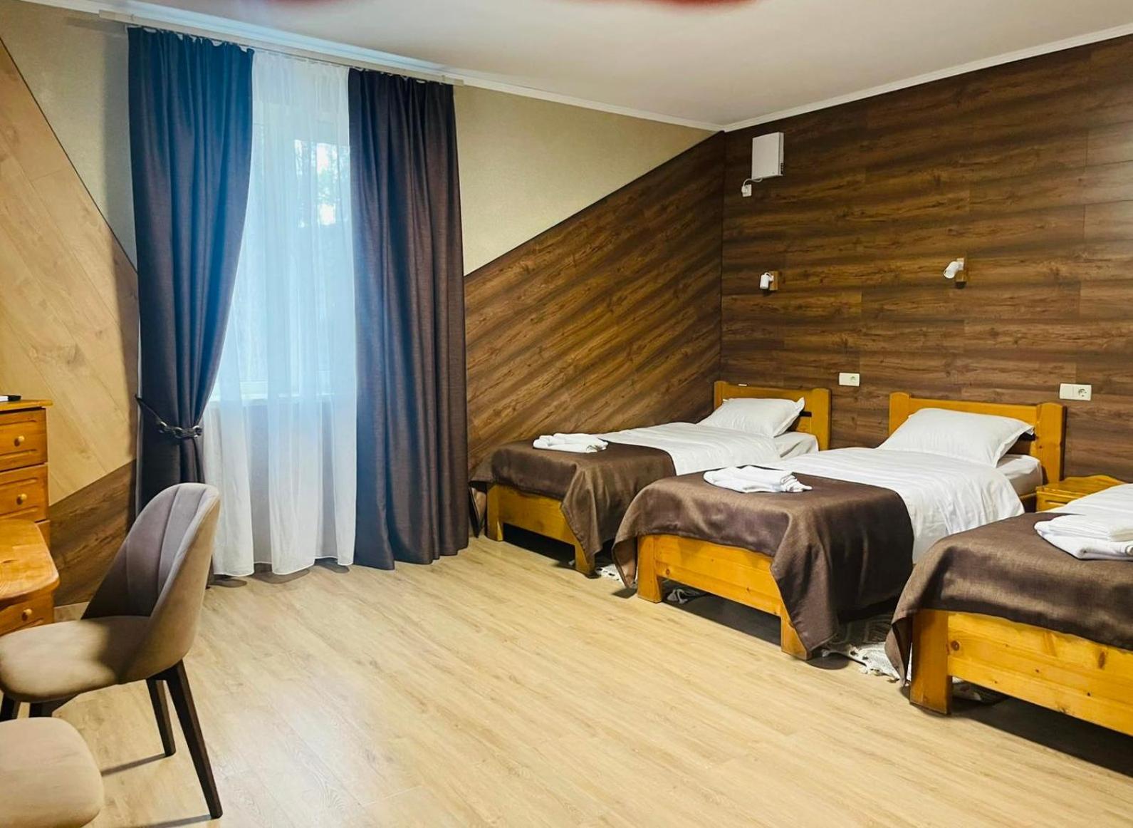 Ethno Complex Ukrayinske Selo Hotel Buzovaya Ngoại thất bức ảnh